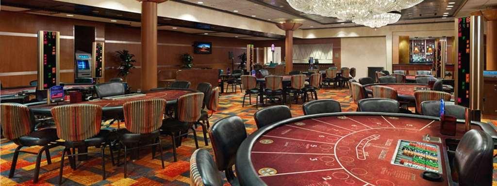 Ameristar Casino Hotel Іст-Чикаго Зручності фото